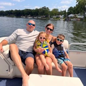 Meet your Posher, Marsha